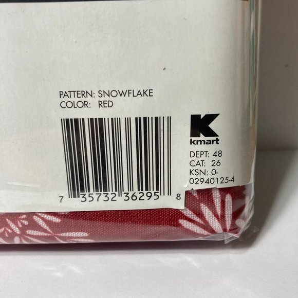 Snowflake Tablecloth Rectangle 60" x 120" Red White Jaclyn Smith Fabric - Picture 10 of 15